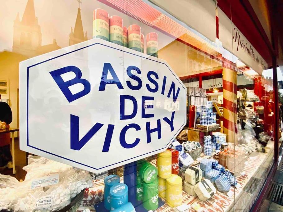 Nouveau : Hyper Centre De Vichy T1 Bis Charmant מראה חיצוני תמונה